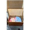 Image 2 : WOOD STORAGE CHEST FILLED WITH ASSORTED BLANKETS