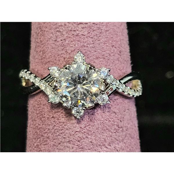 *NEW* .925 SILVER 1CT SIMULATED DIAMOND TWIST RING: SIZE 6