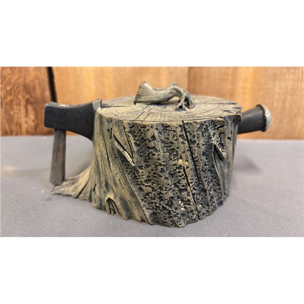 SMALL CLAY TREE STUMP TEAPOT