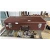 Image 2 : YAMAHA SAXAPHONE IN FITTED CASE WITH REEDS, MOUTHPIECE & CLEANING SUPPLIES