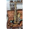 Image 3 : YAMAHA SAXAPHONE IN FITTED CASE WITH REEDS, MOUTHPIECE & CLEANING SUPPLIES