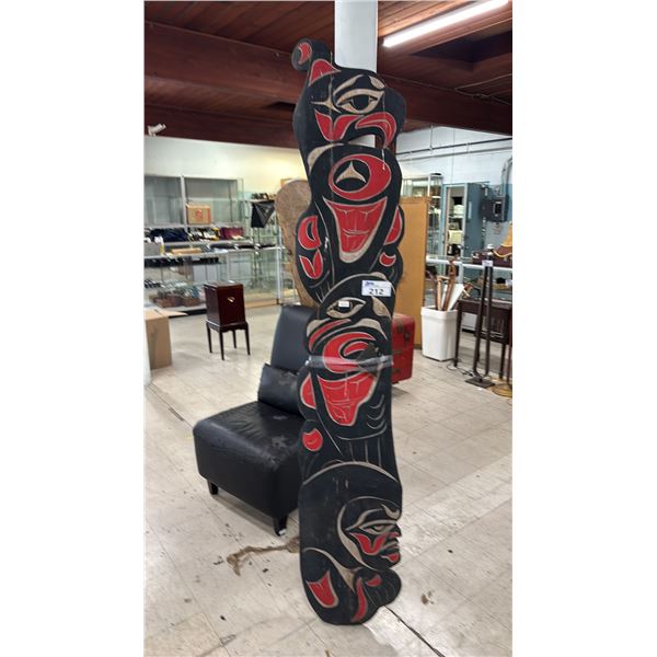 HAND CARVED & PAINTED FIRST NATIONS WOOD CARVING: APPROX. 7' TALL