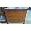 Image 2 : VINTAGE 4 DRAWER WOOD DRESSER