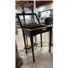 Image 2 : VINTAGE WOOD BIJOUTERIE DISPLAY TABLE WITH ASSORTED FOSSILS & BONES