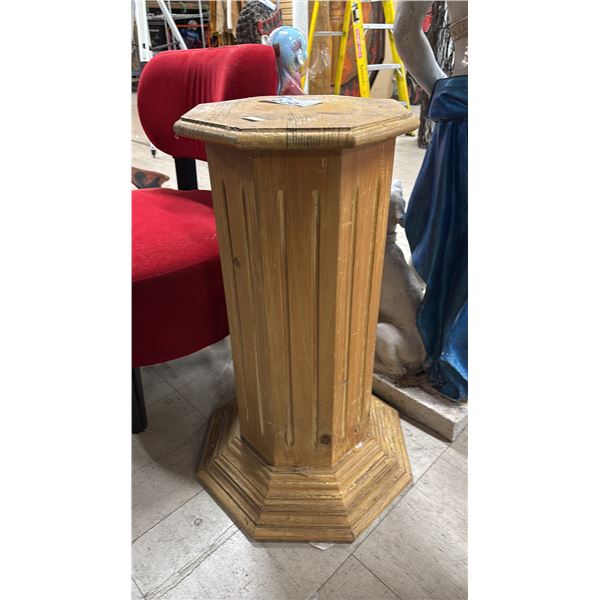 28.5" TALL WOOD PEDESTAL