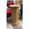 Image 1 : 28.5" TALL WOOD PEDESTAL