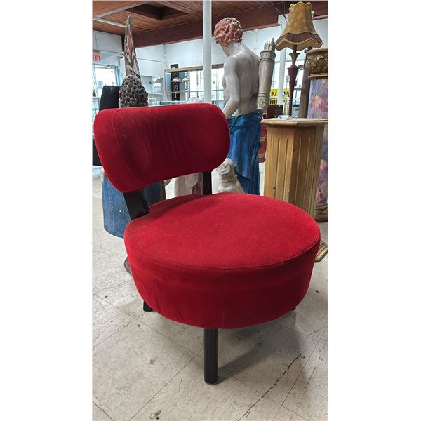 MODERN ARMLESS OCCASIONAL CHAIR WITH RED VELVET UPHOLSTERY
