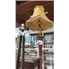 Image 2 : (2) FLOOR LAMPS - 1 HAS NO CHAIN