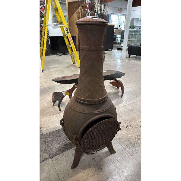 CAST IRON OUTDOOR CHIMINEA *DOOR NEEDS REPAIR*