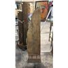 Image 3 : BALINESE-STYLE WOOD CARVING APPROX. 43" TALL
