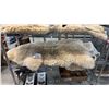 Image 1 : (3) SMALL SHEEPSKIN RUGS