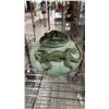 Image 5 : CERAMIC GECKO MOTIF LIDDED DISH, (2) CARVED WOOD FIGURES, PORCELAIN POLAR BEARS & PORCELAIN FOXES