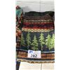 Image 4 : (5) ASSORTED FLEECE THROW BLANKETS
