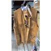 Image 1 : VINTAGE TAN SUEDE FRINGED VEST WITH FIRST NATIONS LEATHER HEADBAND *SIZE UNKNOWN*