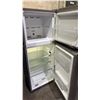 Image 2 : WHIRLPOOL APARTMENT SIZE STAINLESS STEEL SWING OUT FRIDGE 24"W