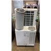 Image 2 : HISENSE 12,000 BTU DUAL HOSE PORTABLE AIR CONDITIONER WITH 1 HOSE (NO REMOTE)