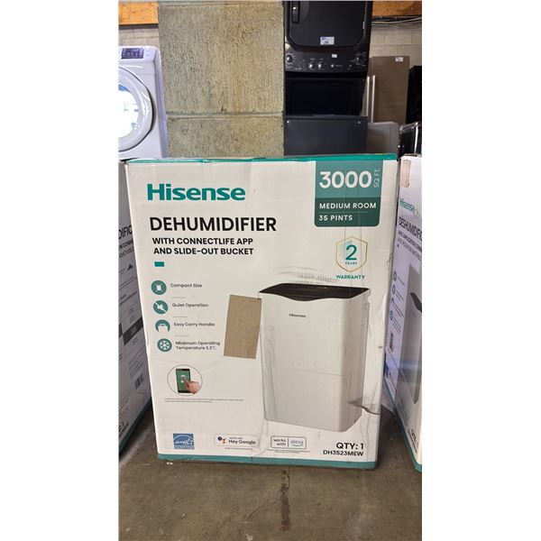 HISENSE 3,000 SQ. FT. PORTABLE DEHUMIDIFIER WITH SLIDE-OUT BUCKET