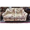 Image 2 : FABRIC UPHOLSTERED SOFA