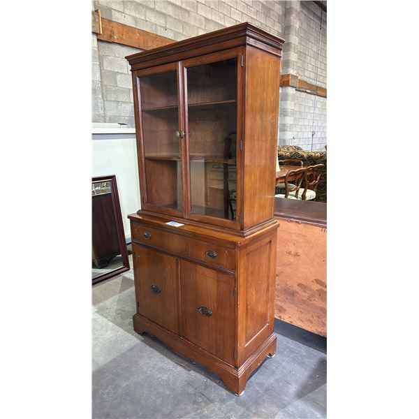 VINTAGE 2-DOOR WOOD CABINET WITH HUTCH
