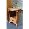 Image 4 : (4) PC VINTAGE WOOD BEDROOM COLLECTION: BOOKSHELF, 5-DRAWER TALLBOY DRESSER & 2 NIGHTSTANDS