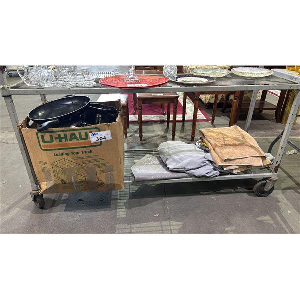 SHELF OF TOWELS, BED LINENS, PLACEMATS & BOX OF ASSTD. KITCHENWARE