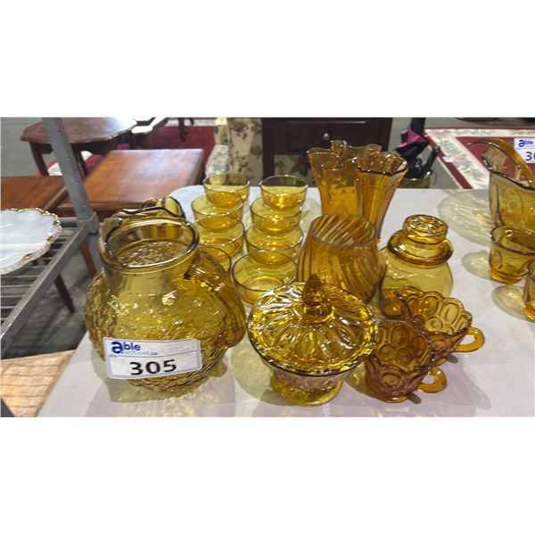 VINTAGE AMBER GLASS DESSERT BOWLS, VASES, JUGS, LIDDED CANDY DISHES & CREAM & SUGARF