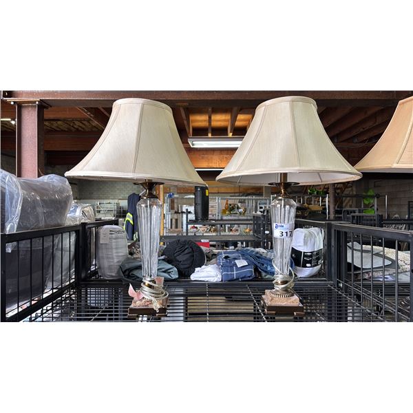 PAIR OF CLEAR GLASS TABLE LAMPS WITH SHADES