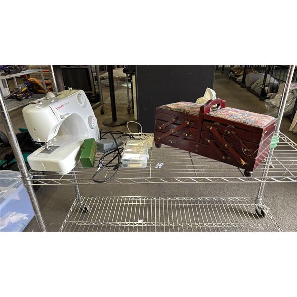 SINGER PRELUDE SEWING MACHINE & ACCESSORIES, BOX OF BOBBIN SPOOLS & ACCORDION SEWING BOX