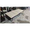 Image 2 : 31" WIDE METAL FRAMED FOLDING COT