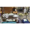 Image 1 : SHELF OF ASSORTED DINNERWARE