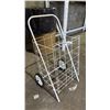 Image 3 : 2-WHEEL SHOPPING CART