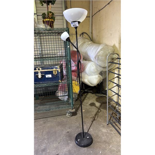 MODERN FLOOR LAMP WITH GOOSENECK READER
