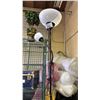 Image 2 : MODERN FLOOR LAMP WITH GOOSENECK READER