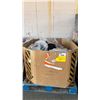 Image 1 : PALLET OF ASSORTED CLOTHING