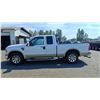 Image 1 : 2008 FORD F350 LARIAT SUPER DUTY, 2DR EXT CAB PICKUP, WHITE, VIN 1FTWX30R58EB14290,