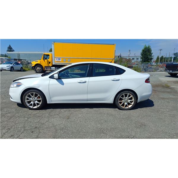 2013 DODGE DART SXT, 4DR SEDAN, WHITE, VIN 1C3CDFBA0DD117333,