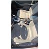 Image 14 : 2013 VOLKSWAGEN JETTA, 4DR SEDAN, WHITE, VIN 3VWDX7AJ8DM411224,