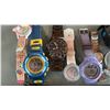 Image 2 : ASSORTED WRISTWATCHES: MANY HAVE SILICON BANDS/INCLUDES A GEOFFREY BEENE CHRONOGRAPH WATCH