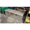 Image 2 : DELTA 49" ALUMINUM TRUCK UTILITY CHEST