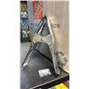 Image 1 : CASE OF *NEW* WESTWARD CS9M SPRING CLAMPS