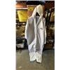 Image 1 : BOX OF *NEW* KLEENGUARD A40 DISPOSABLE COVERALLS: SIZE 4XL