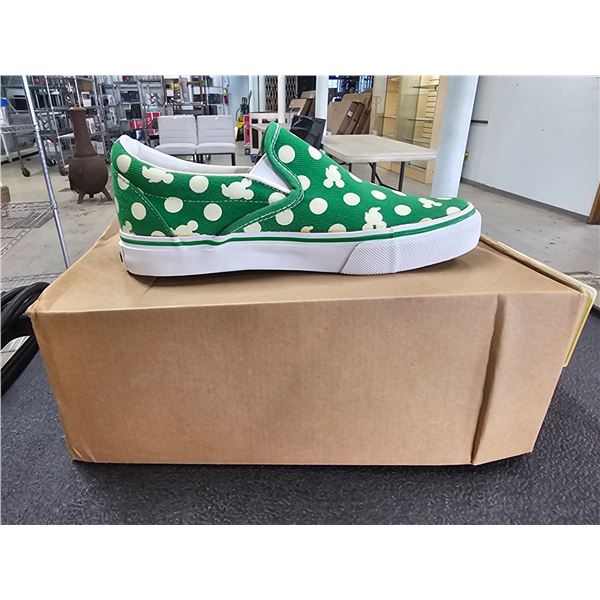 *NEW IN BOX* PAIR OF DISNEY SIZE 37 GREEN WITH CREAM POLKA DOTS "IT'S MICKEY" SNEAKERS