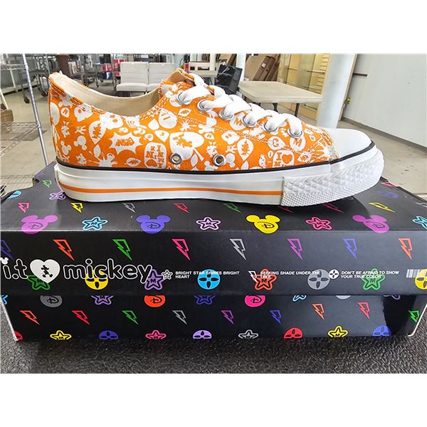 *NEW IN BOX* PAIR OF DISNEY SIZE 38 ORANGE "IT'S MICKEY" SNEAKERS