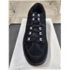 Image 2 : *NEW IN BOX* PAIR OF MEN'S BLACK SIZE 9 RUNNING SHOES