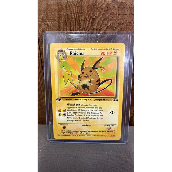 1ST EDITION FOSSIL RAICHU #29/62 POKEMON CARD