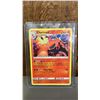 Image 1 : 2018 HOLO CHARIZARD #3/70 POKEMON CARD