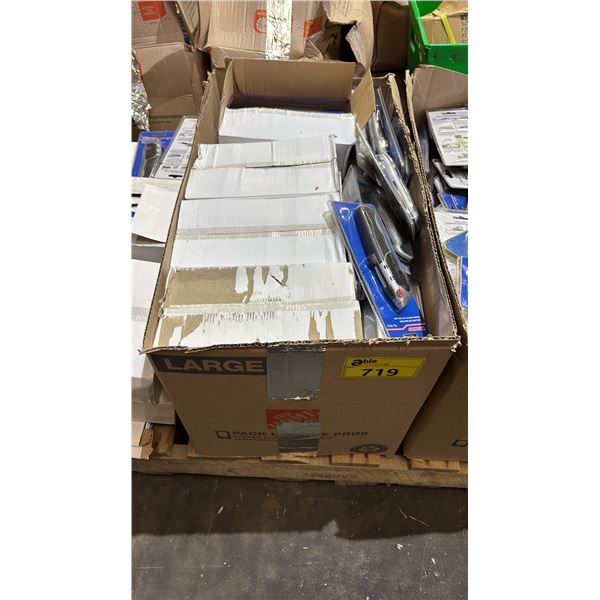 BOX OF ASSORTED *NEW* WESTWARD UTILITY KNIVES