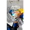 Image 3 : PALLET OF ASSTD. ITEMS: TETRIS XL TUMBLE, FOOD PROCESSOR, TOYS & MORE *WORKING CONDITION