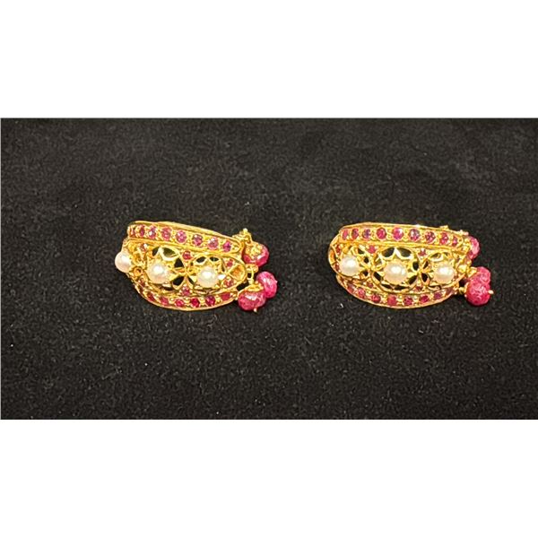 PAIR APPROX 22K EARRINGS SET WITH PEARLS AND RUBIES (12.4G)