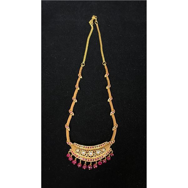 APPROX 20K+ NECKLACE SET WITH RUBIES AND PEARLS (24.1G)